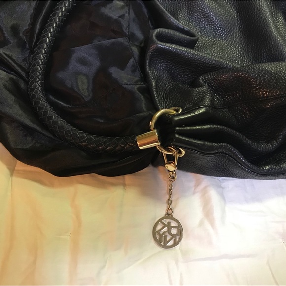 DKNY Leather handbag - Picture 5 of 8